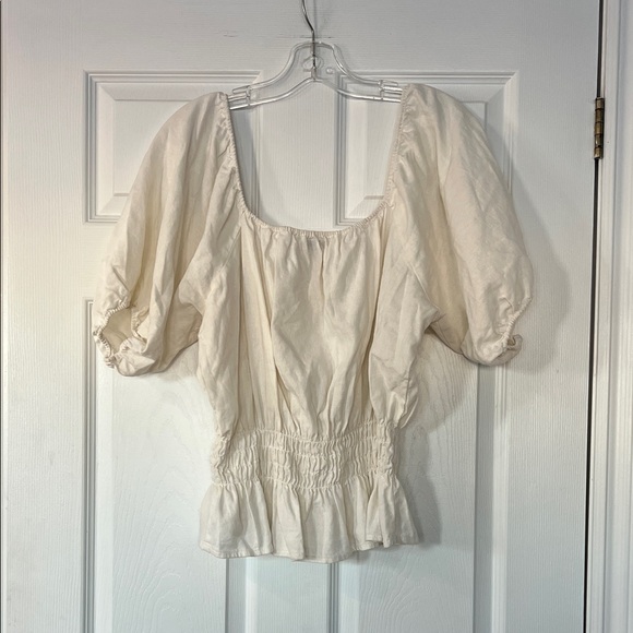 Kensie Cream Puff Sleeve Blouse - Picture 4 of 4